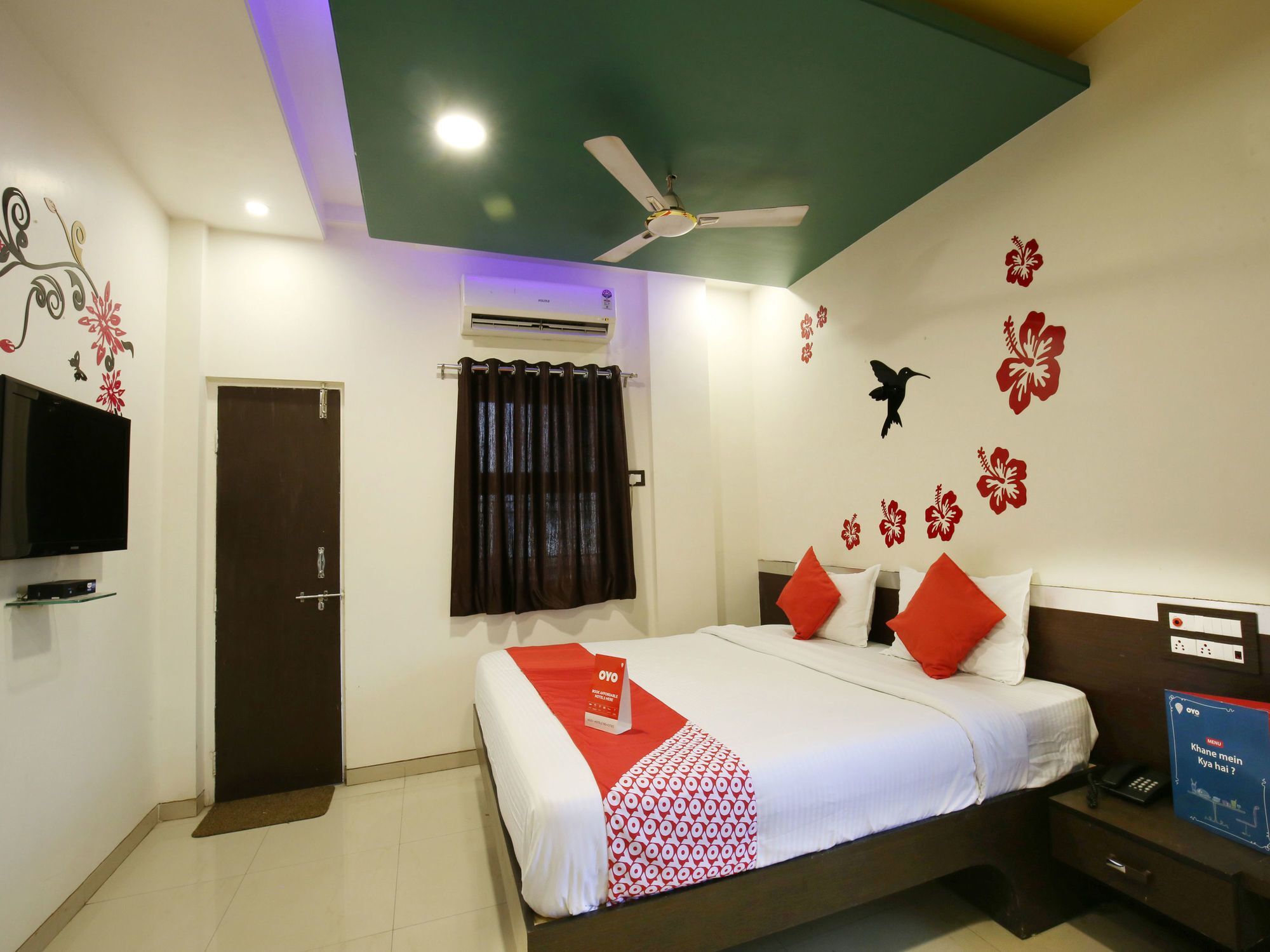 Oyo 11548 Hotel Mrunal Palace Aurangabad  Bagian luar foto