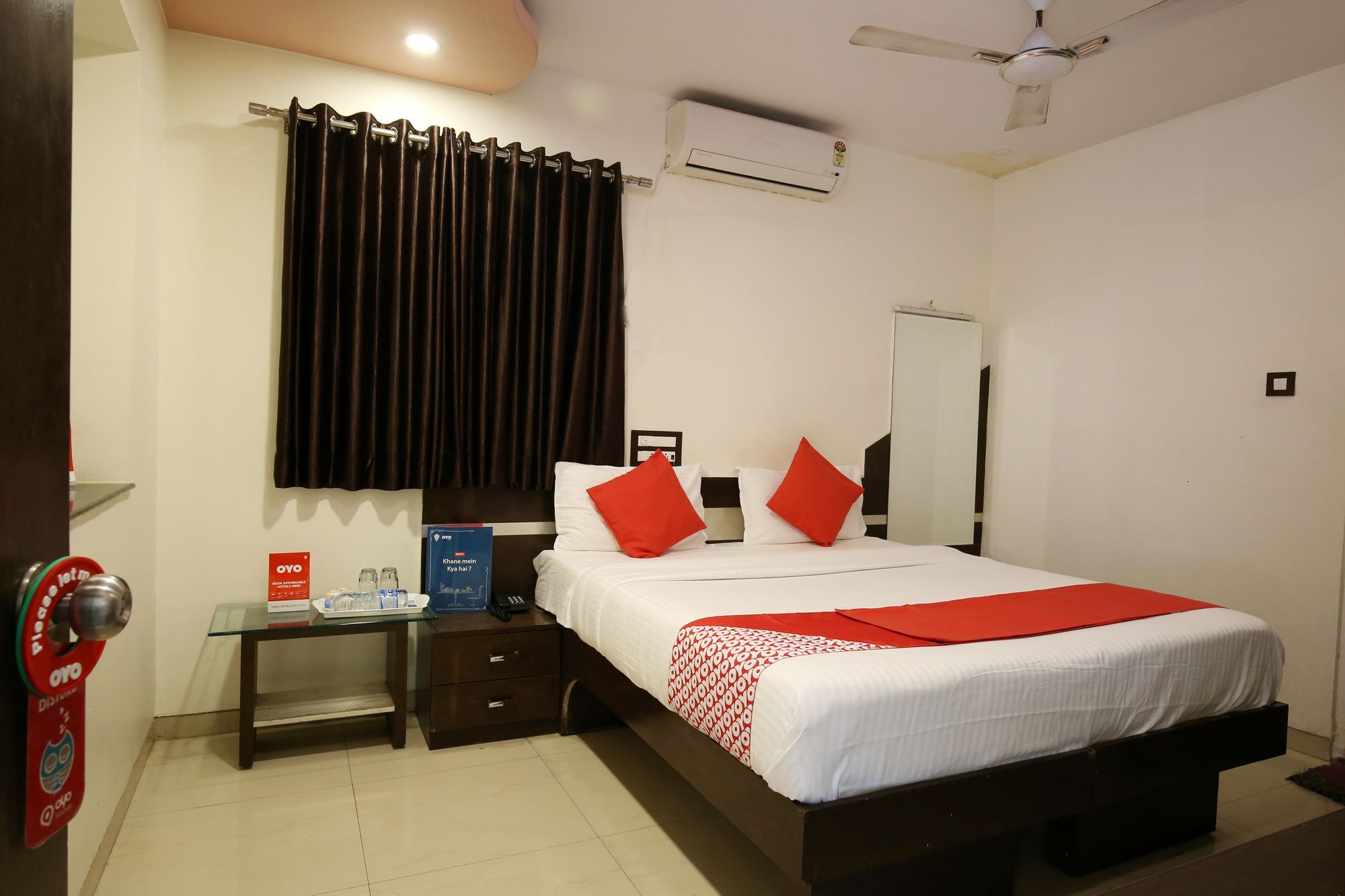 Oyo 11548 Hotel Mrunal Palace Aurangabad  Bagian luar foto